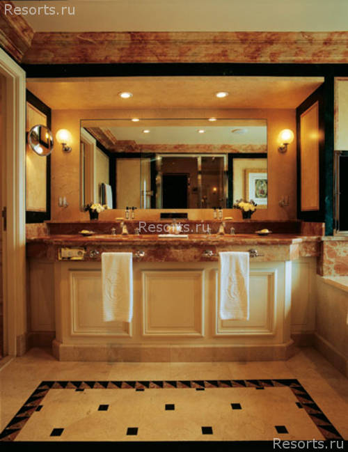 Hotel De Crillon 5